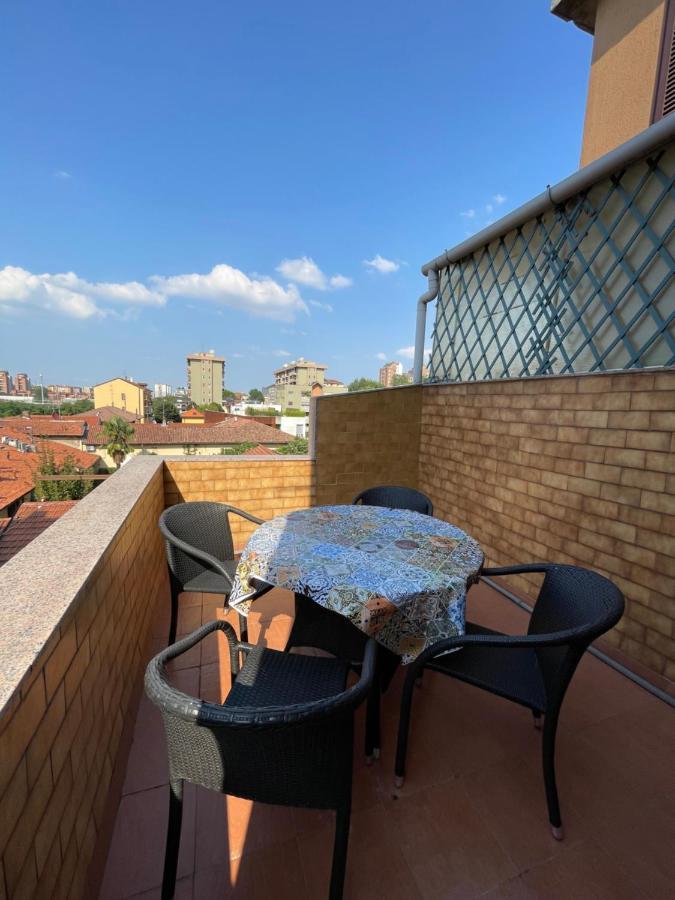 Appartamento De Sura - La Terrazza Sul Naviglio Milano Esterno foto